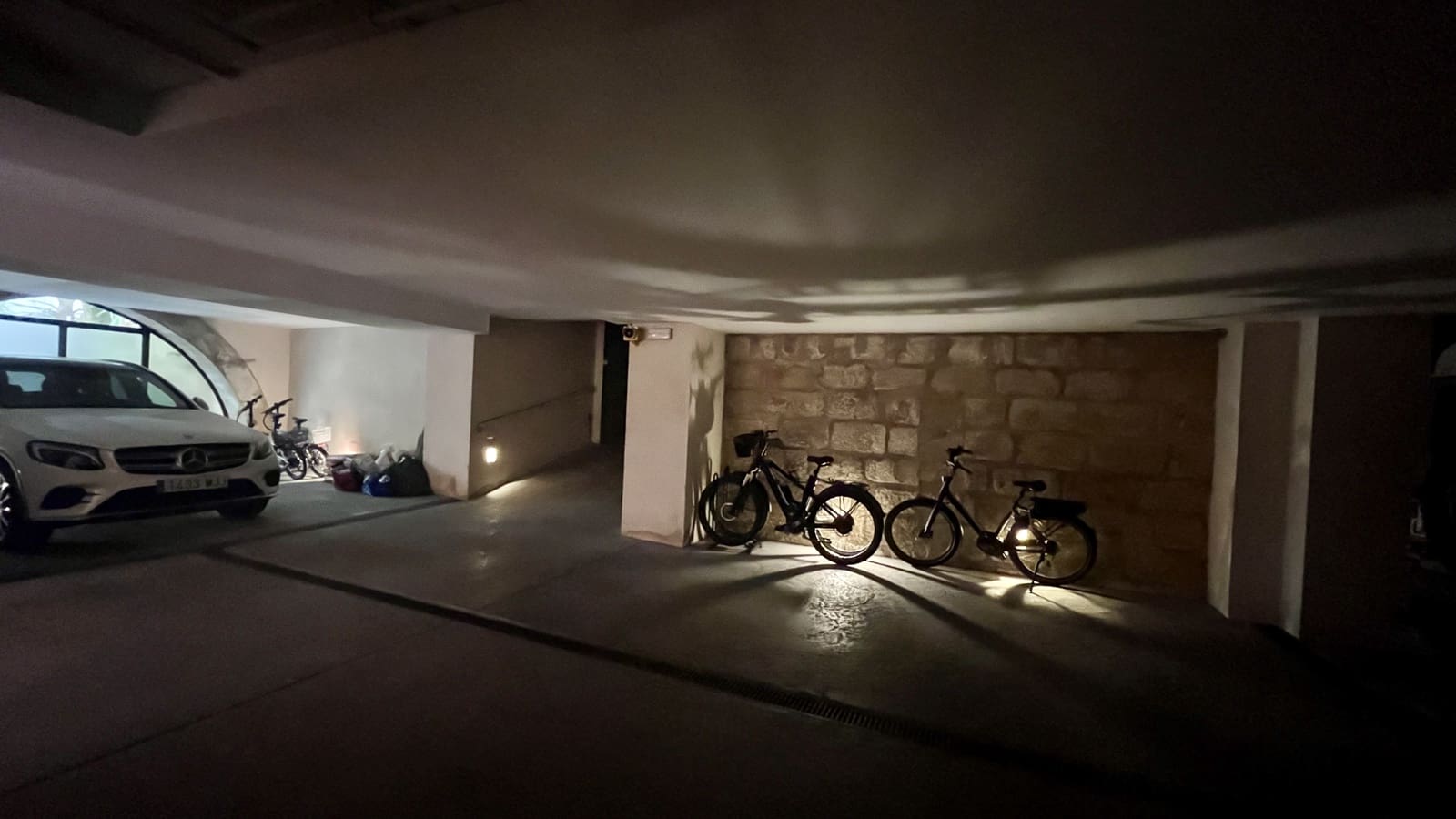 3 soveværelse Lejlighed til leje i Palma de Mallorca med garage - € 4.900 (Ref: 9646353)