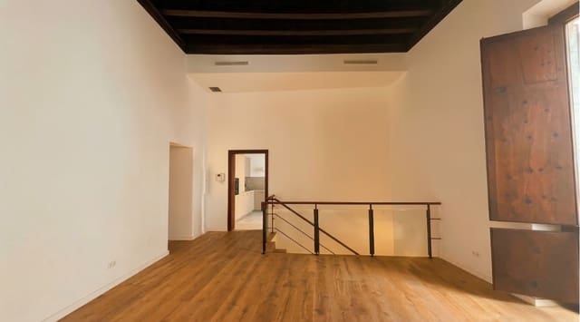 Appartement de 3 chambres à louer à Monti-Sion, Palma de Mallorca avec garage - 3 900 € (Ref: 9646353)