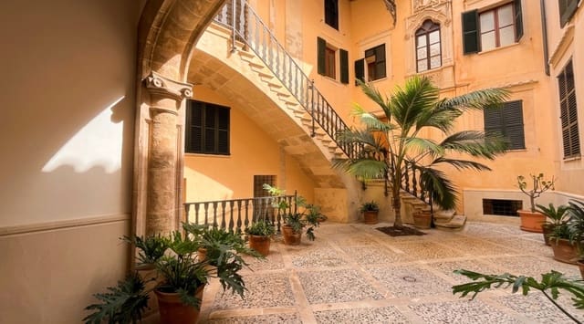 Appartement de 3 chambres à louer à Monti-Sion, Palma de Mallorca avec garage - 3 900 € (Ref: 9646353)