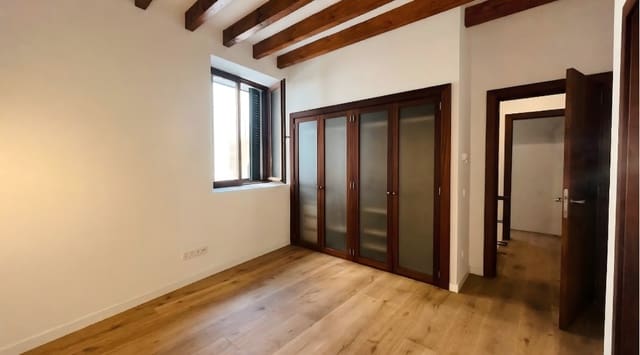 Appartement de 3 chambres à louer à Monti-Sion, Palma de Mallorca avec garage - 3 900 € (Ref: 9646353)