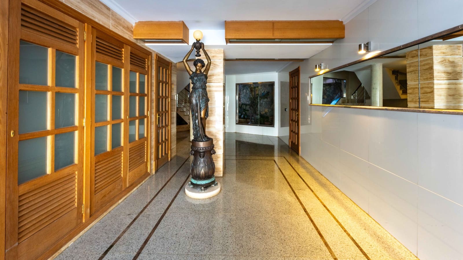 2 sovrum Takvåning till salu i Palma de Mallorca med garage - 865 000 € (Ref: 9654280)