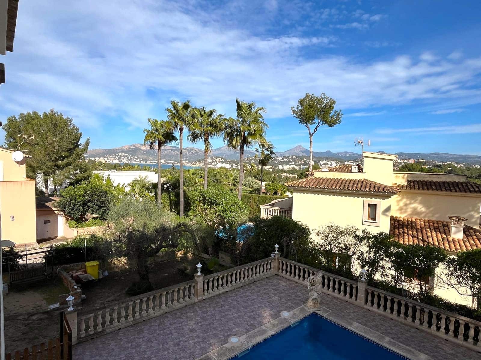 5 bedroom Villa for rent in Santa Ponsa with pool garage - € 7,000 (Ref: 9654281)