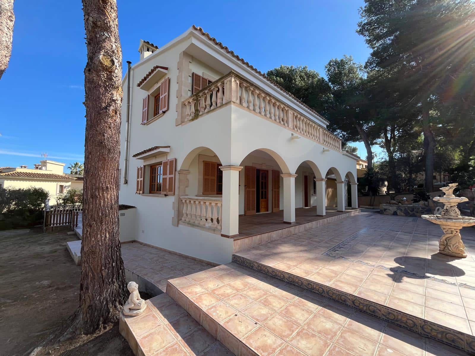 5 bedroom Villa for rent in Santa Ponsa with pool garage - € 7,000 (Ref: 9654281)