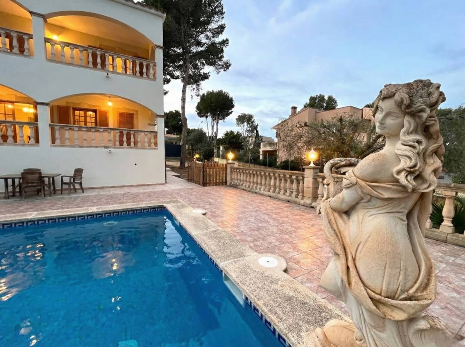 5 bedroom Villa for rent in Santa Ponsa with pool garage - € 7,000 (Ref: 9654281)