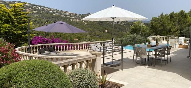 Villa/Maison de 4 chambres à louer à Puerto de Andratx, Andratx avec garage - 12 000 € (Ref: 9654284)