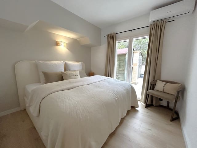 Appartement de 3 chambres à louer à Cala Vinyes / Cala Vinyas / Cala Viñas, Calvià avec piscine garage - 5 200 € (Ref: 9657872)