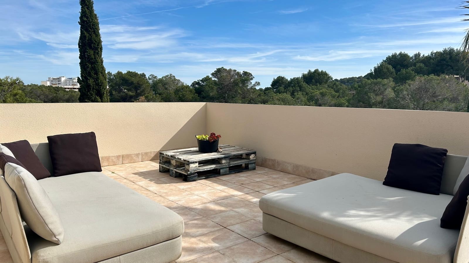 2 slaapkamer Appartement te huur in Cala Vinyes / Cala Vinyas / Cala Vinas met garage - € 2.800 (Ref: 9657874)