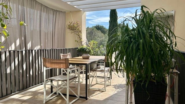 2 slaapkamer Appartement te huur in Cala Vinyes / Cala Vinyas / Cala Viñas, Calvià met garage - € 2.800 (Ref: 9657874)