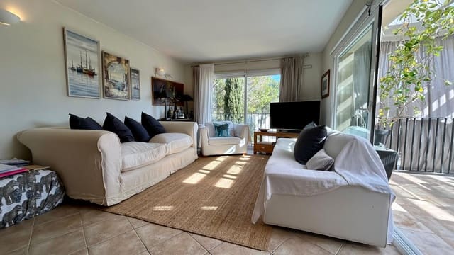 2 slaapkamer Appartement te huur in Cala Vinyes / Cala Vinyas / Cala Viñas, Calvià met garage - € 2.800 (Ref: 9657874)