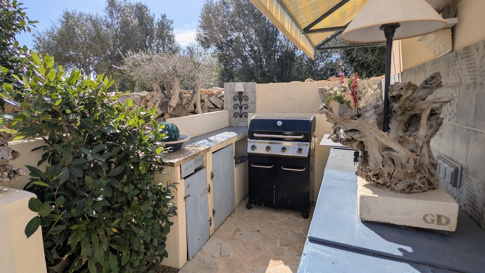 3 makuuhuone Maalaistalo myytävänä paikassa Santanyi mukana 
autotalli - 1 425 000 € (Ref: 9657876)