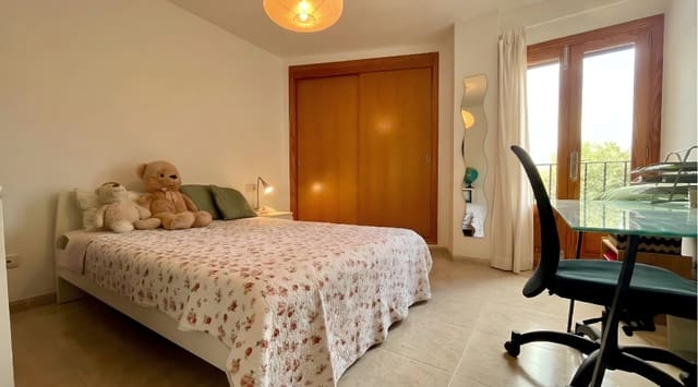 3 slaapkamer Appartement te koop in Campanet met garage - € 585.000 (Ref: 9665478)