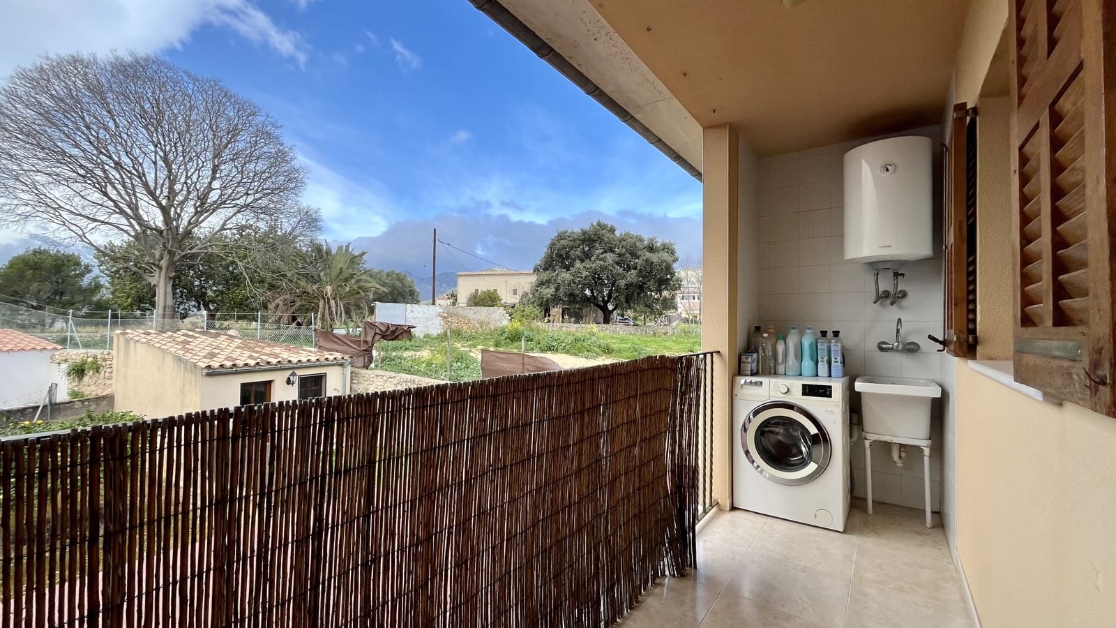 3 bedroom Apartment for sale in Campanet with garage - € 585,000 (Ref: 9665478)