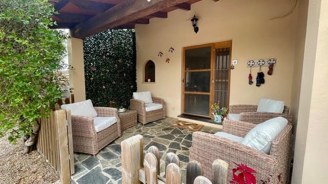 3 bedroom Finca/Country House for sale in Llucmajor with pool garage - € 675,000 (Ref: 9669552)