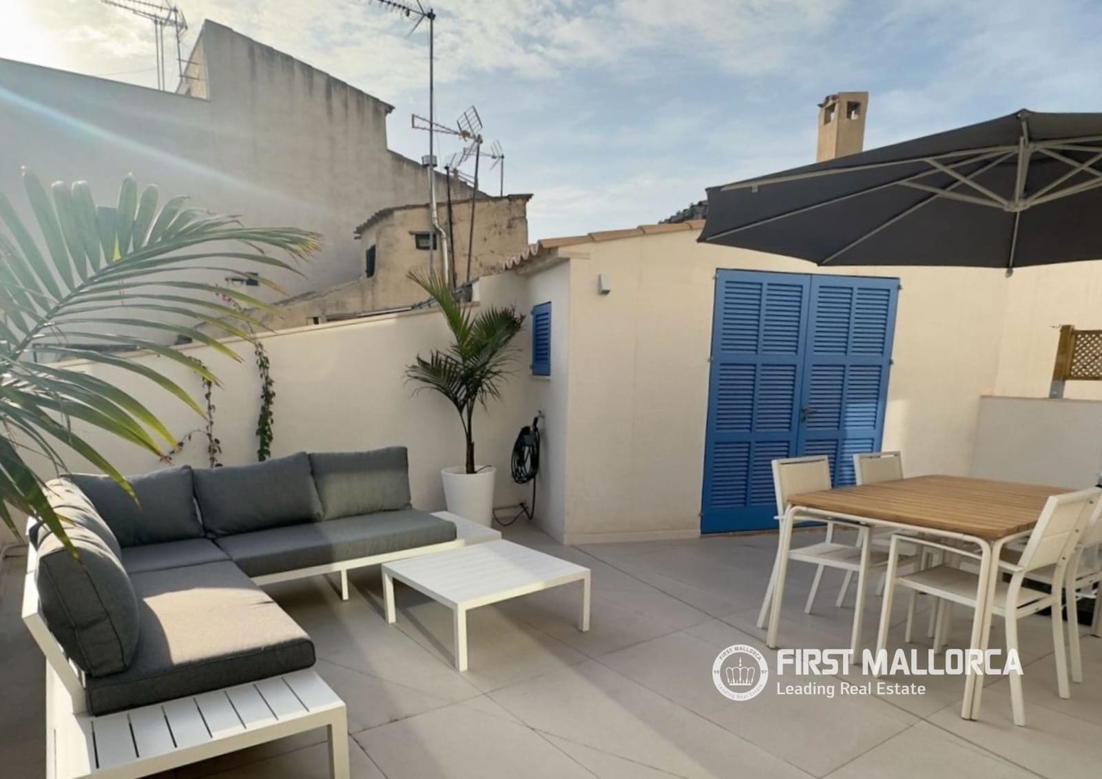 3 soverom Leilighet til leie i Palma de Mallorca - € 3 080 (Ref: 9669555)