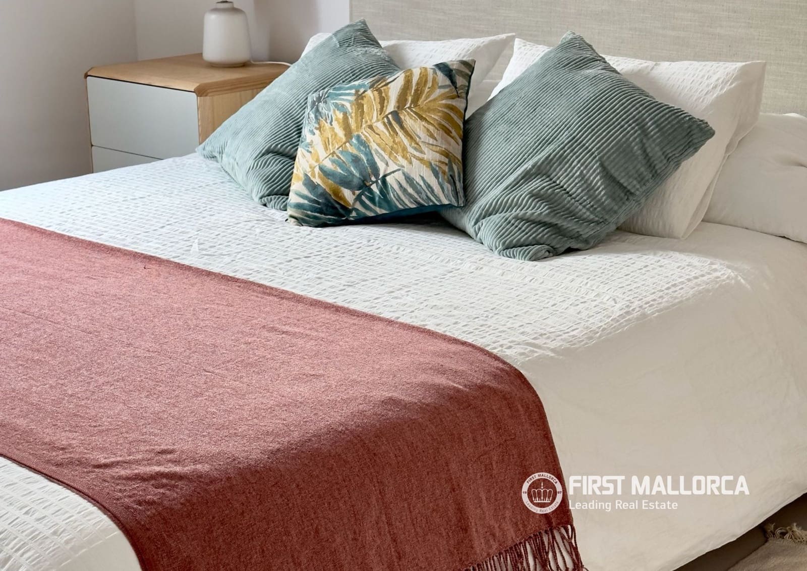 3 soverom Leilighet til leie i Palma de Mallorca - € 3 080 (Ref: 9669555)