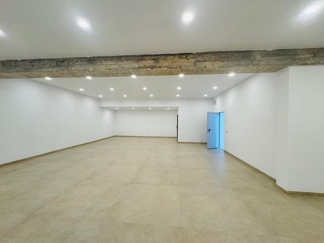 Chalet de 3 habitaciones en Marratxí en alquiler con piscina garaje - 14.000 € (Ref: 9676421)