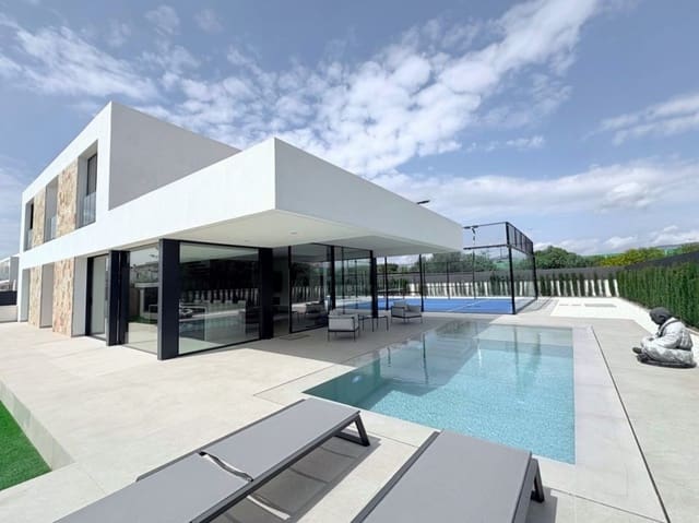 Villa/Maison de 3 chambres à louer à Marratxí avec piscine garage - 14 000 € (Ref: 9676421)