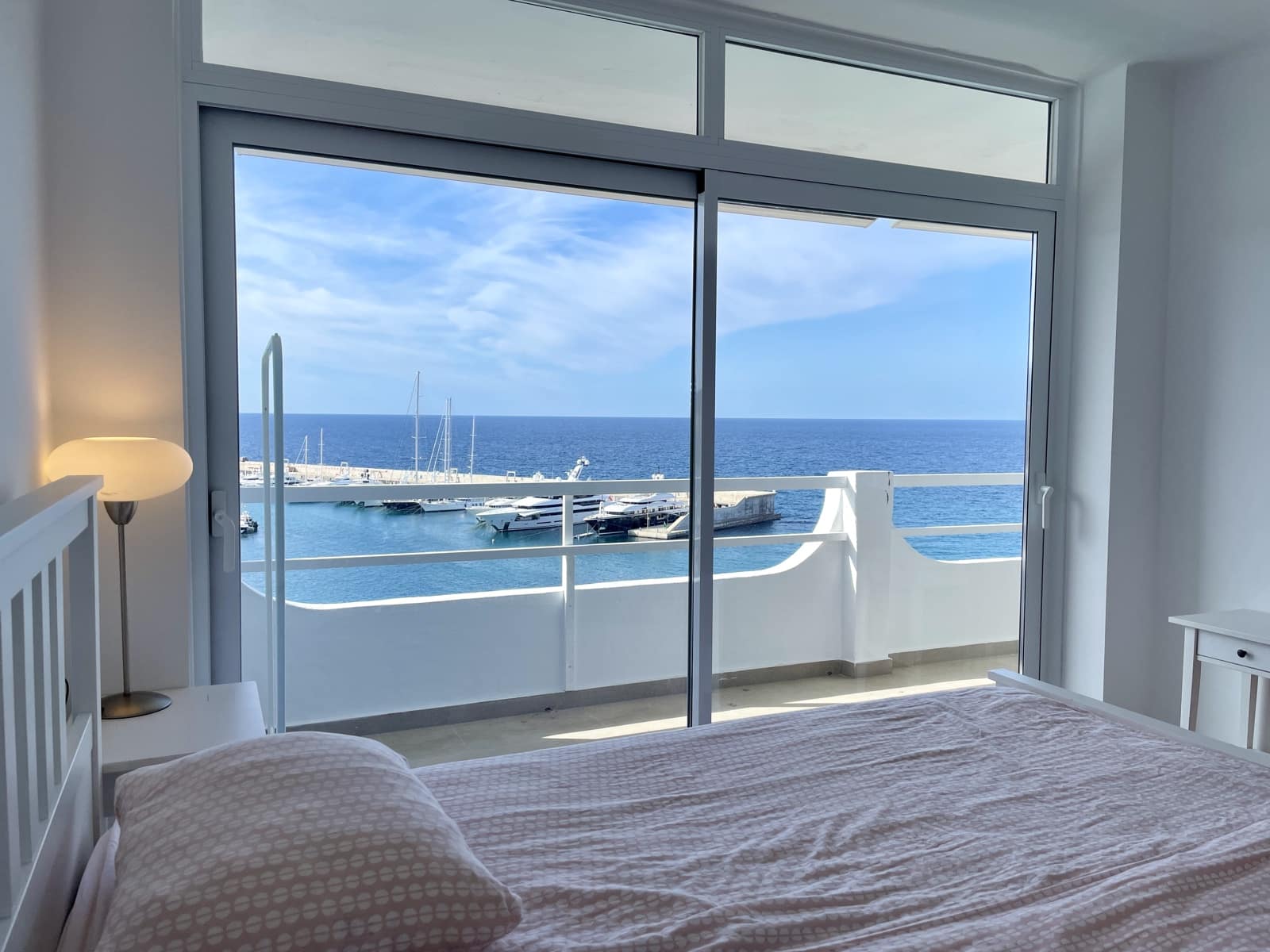 2 Zimmer Apartment zu vermieten in El Toro / Port Adriano - 2.400 € (Ref: 9676423)