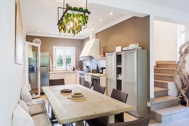 4 makuuhuone Huvila myytävänä paikassa Playas de Muro / Platges de Muro, Muro mukana 
autotalli - 1 750 000 € (Ref: 9679268)