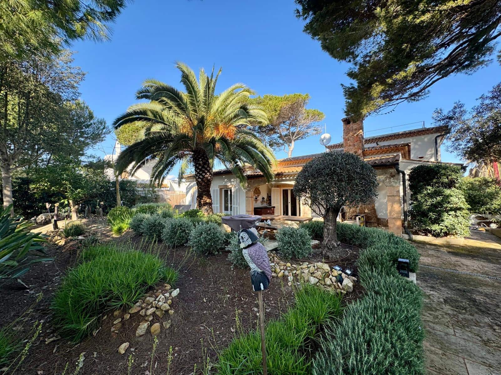 4 makuuhuone Huvila myytävänä paikassa Muro mukana 
autotalli - 1 750 000 € (Ref: 9679268)