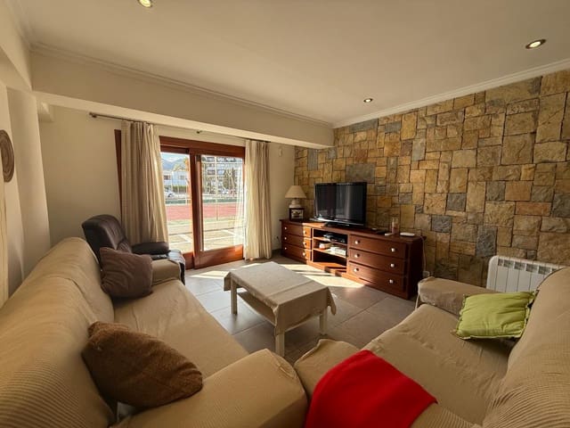 2 slaapkamer Villa te huur in Puerto de Alcudia, Alcúdia met garage - € 2.000 (Ref: 9685779)