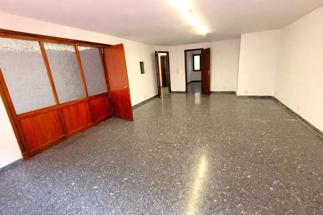 Local Comercial de 4 habitaciones en El Mercat, Palma de Mallorca en alquiler - 2.000 € (Ref: 9685783)