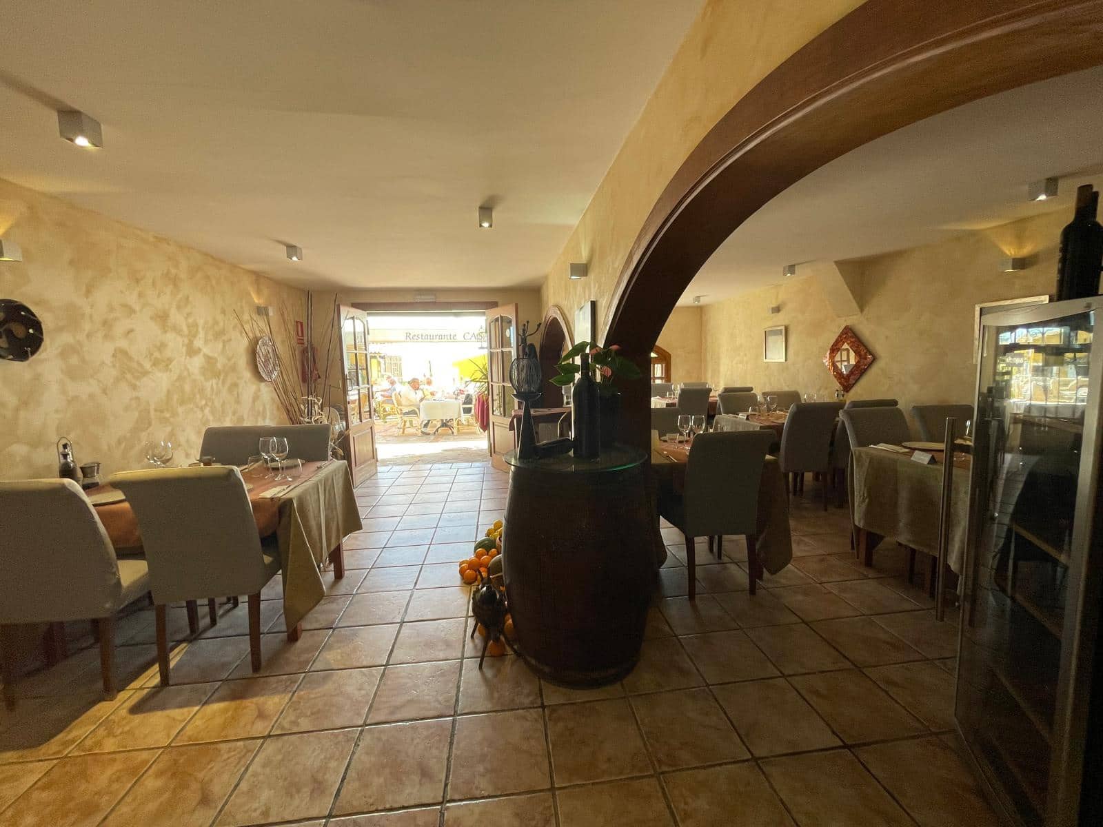 Commercial for sale in Cala Fornells with garage - € 950,000 (Ref: 9685784)