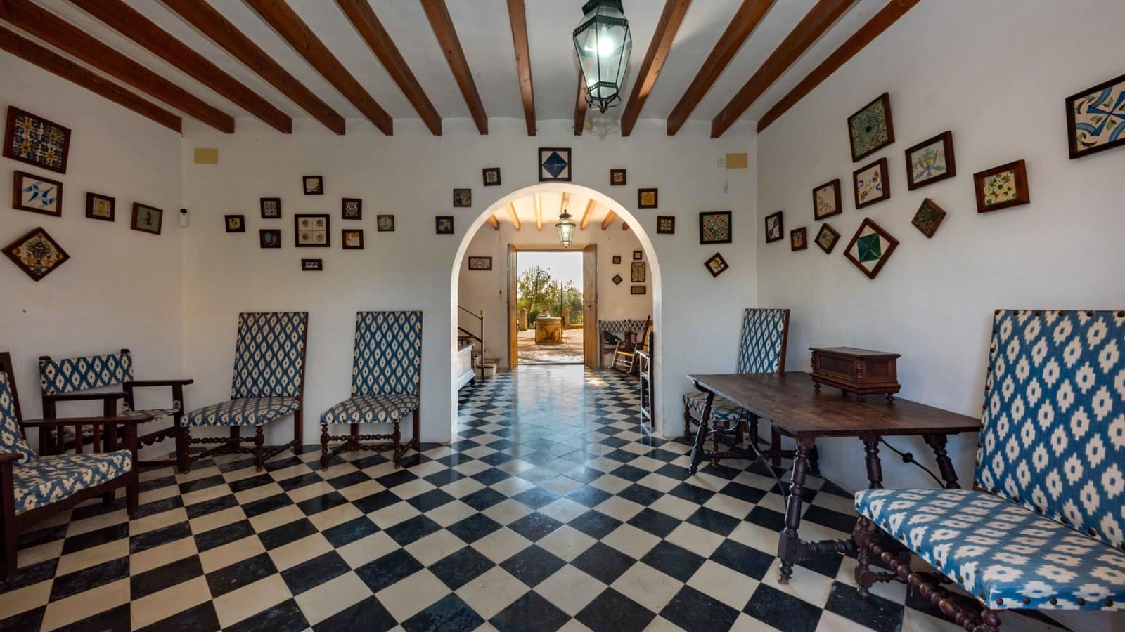 6 sypialnia Finka/Dom wiejski na sprzedaż w Establiments z basenem garażem - 3 900 000 € (Ref: 9685785)