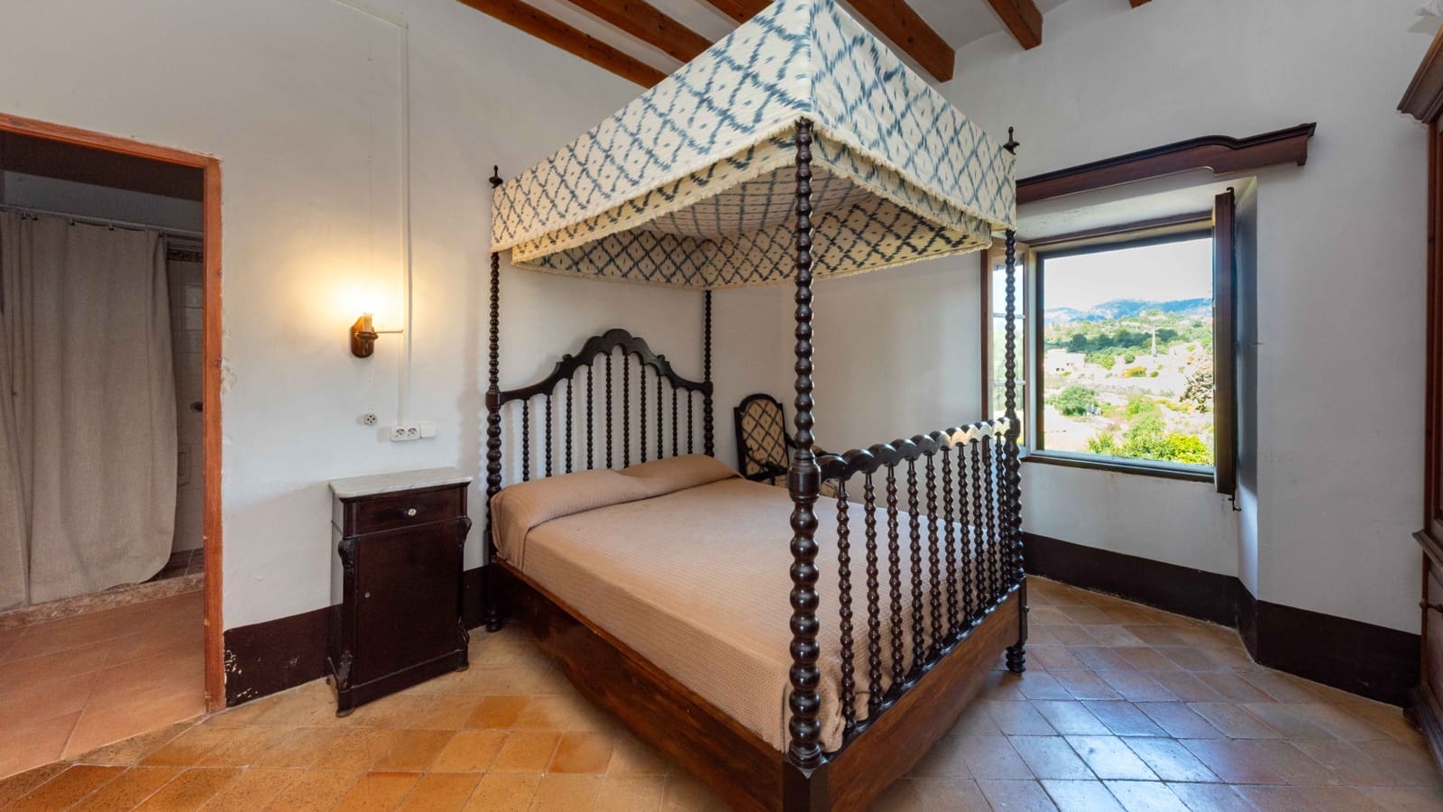 6 sypialnia Finka/Dom wiejski na sprzedaż w Establiments z basenem garażem - 3 900 000 € (Ref: 9685785)