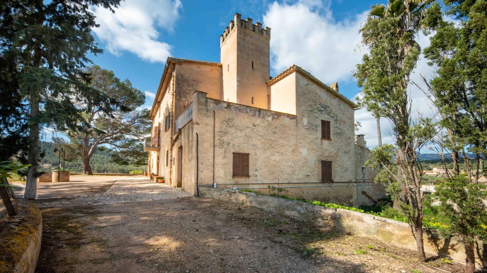 6 sypialnia Finka/Dom wiejski na sprzedaż w Establiments z basenem garażem - 3 900 000 € (Ref: 9685785)