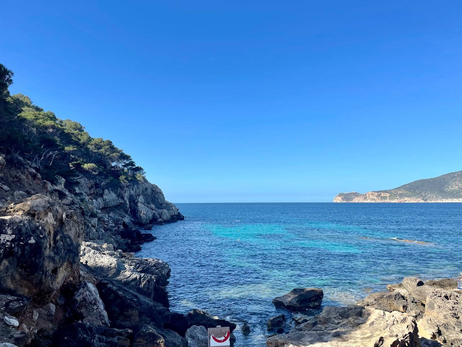 3 bedroom Apartment for rent in Sant Elm with garage - € 2,700 (Ref: 9688554)