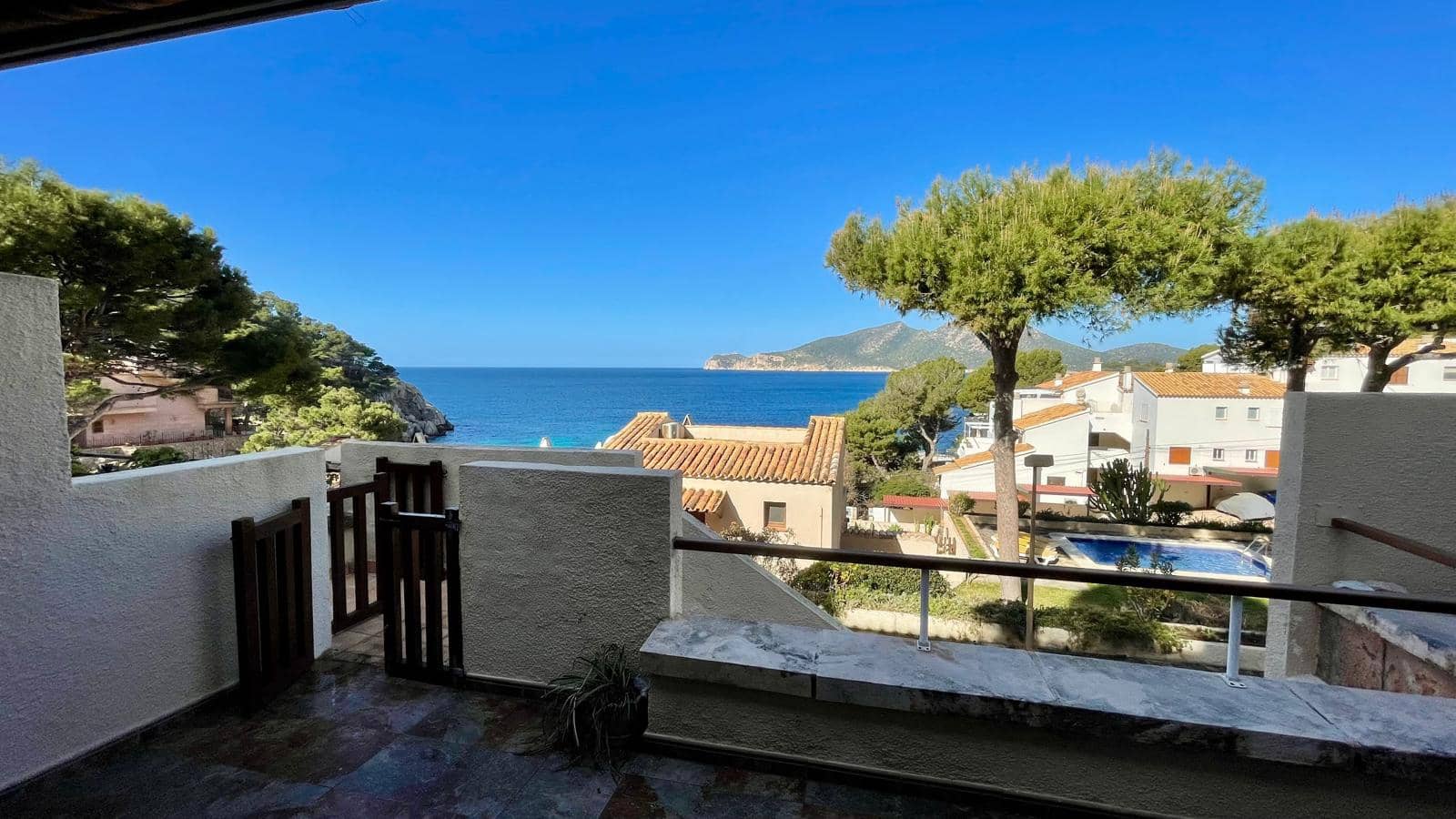 3 bedroom Apartment for rent in Sant Elm with garage - € 2,700 (Ref: 9688554)