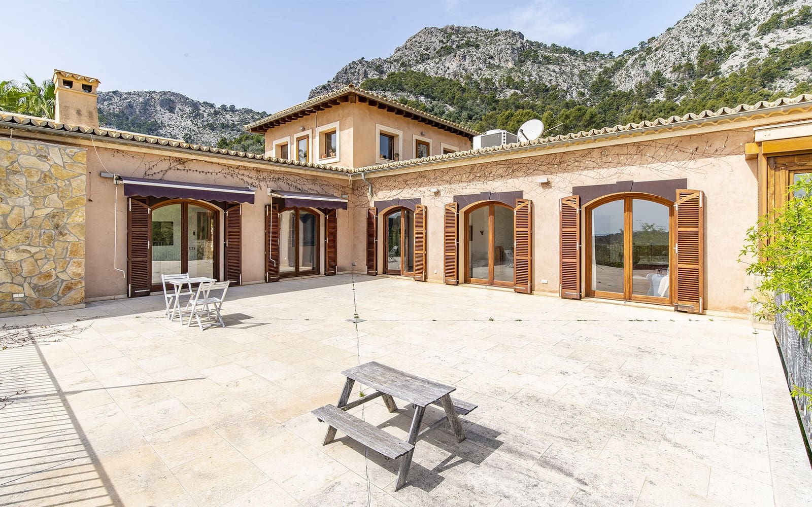 6 Zimmer Finca/Landgut zu verkaufen in Bunyola mit Pool Garage - 3.500.000 € (Ref: 9688556)