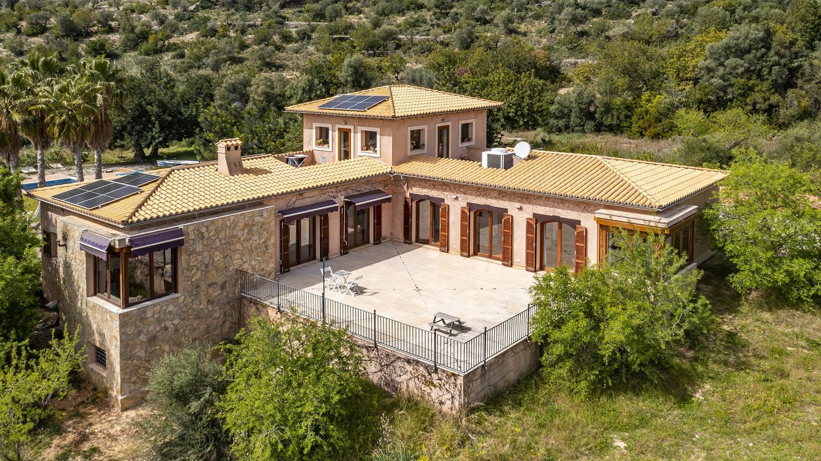 6 Zimmer Finca/Landgut zu verkaufen in Bunyola mit Pool Garage - 3.500.000 € (Ref: 9688556)