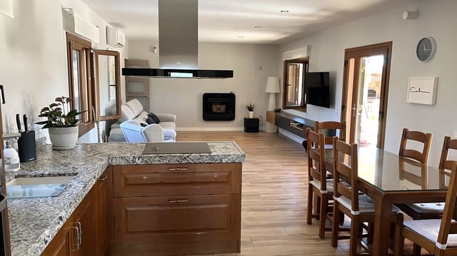 Finca/Maison de Campagne de 4 chambres à louer à Sencelles avec piscine garage - 4 000 € (Ref: 9694330)