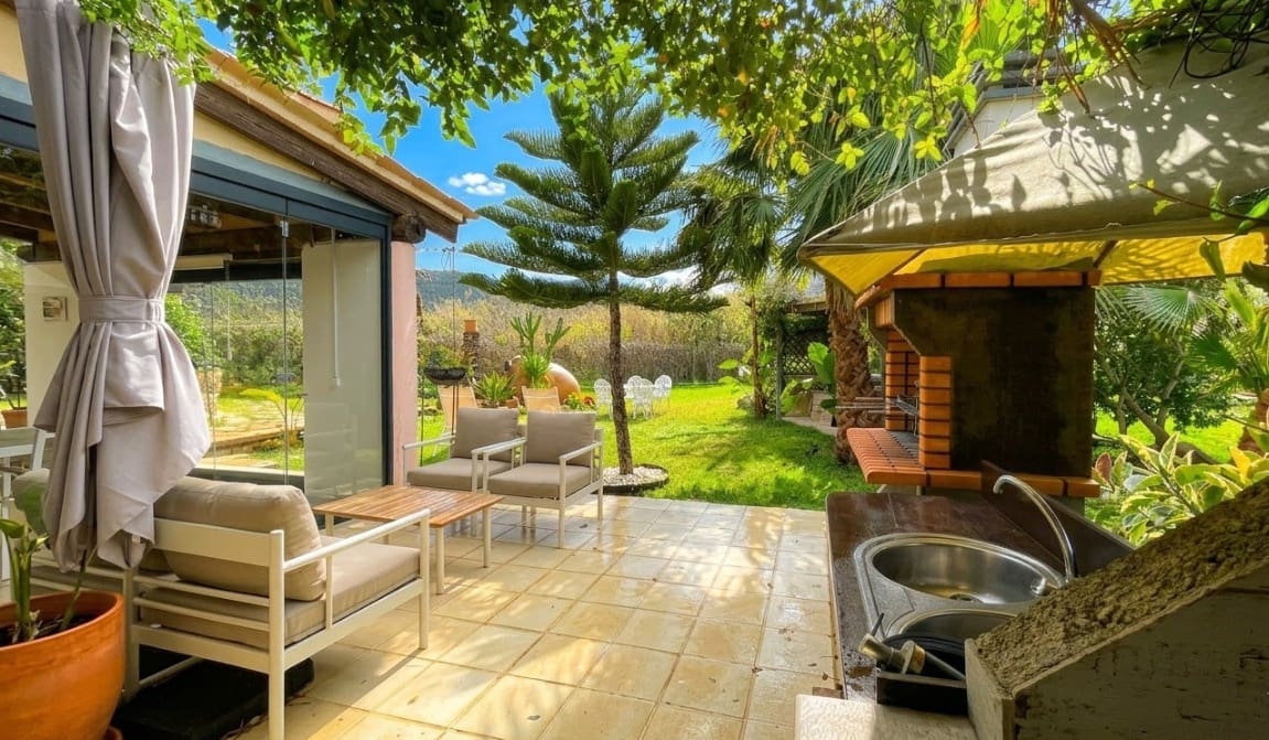 2 bedroom Villa for rent in Puerto de Andratx with garage - € 2,500 (Ref: 9694392)