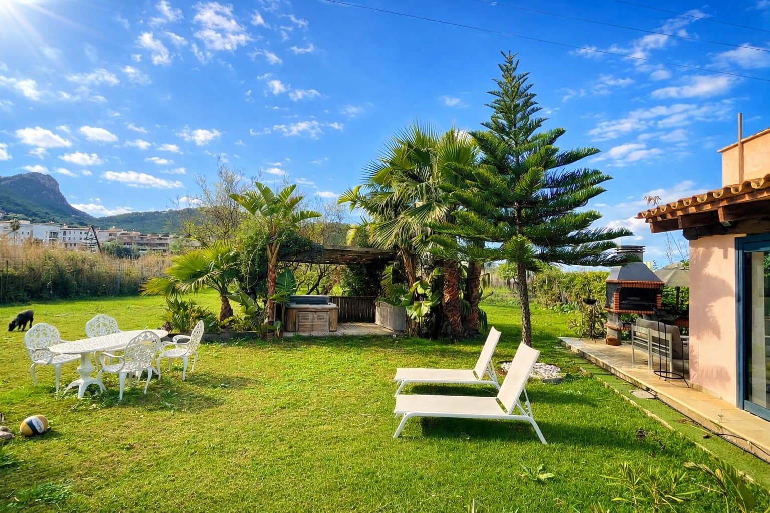 2 bedroom Villa for rent in Puerto de Andratx with garage - € 2,500 (Ref: 9694392)