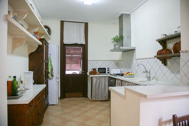 3 slaapkamer Huis te huur in Sa Pobla met garage - € 3.000 (Ref: 9697814)