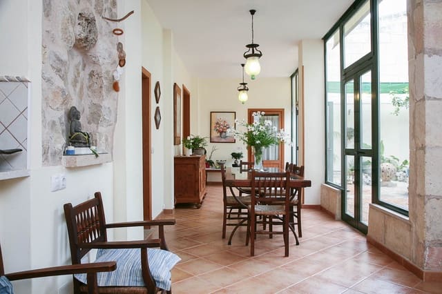 3 slaapkamer Huis te huur in Sa Pobla met garage - € 3.000 (Ref: 9697814)