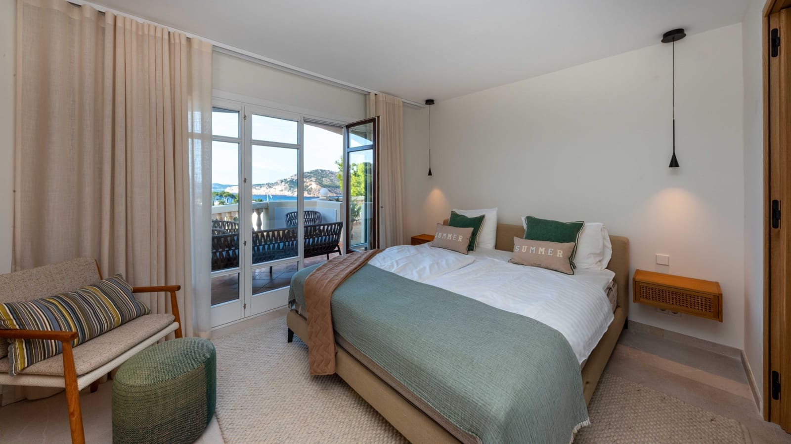 3 bedroom Apartment for sale in Puerto de Andratx with garage - € 3,200,000 (Ref: 9697817)