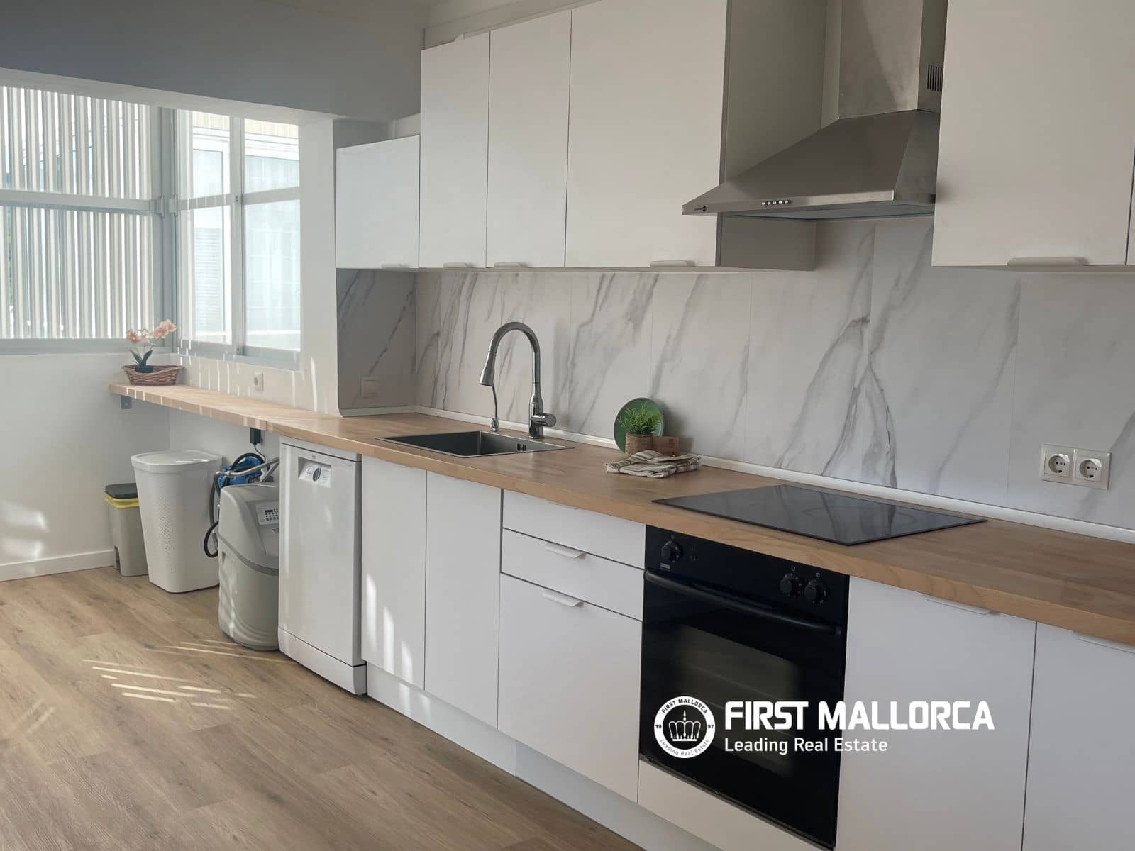 Appartement de 2 chambres à louer à Portals Nous avec garage - 2 900 € (Ref: 9697818)