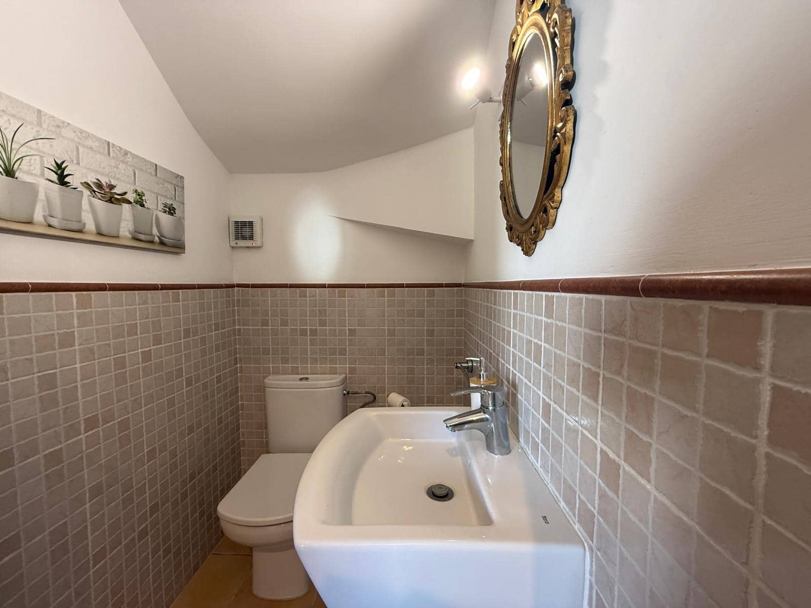 3 bedroom Villa for rent in Puerto de Alcudia with garage - € 2,000 (Ref: 9700147)