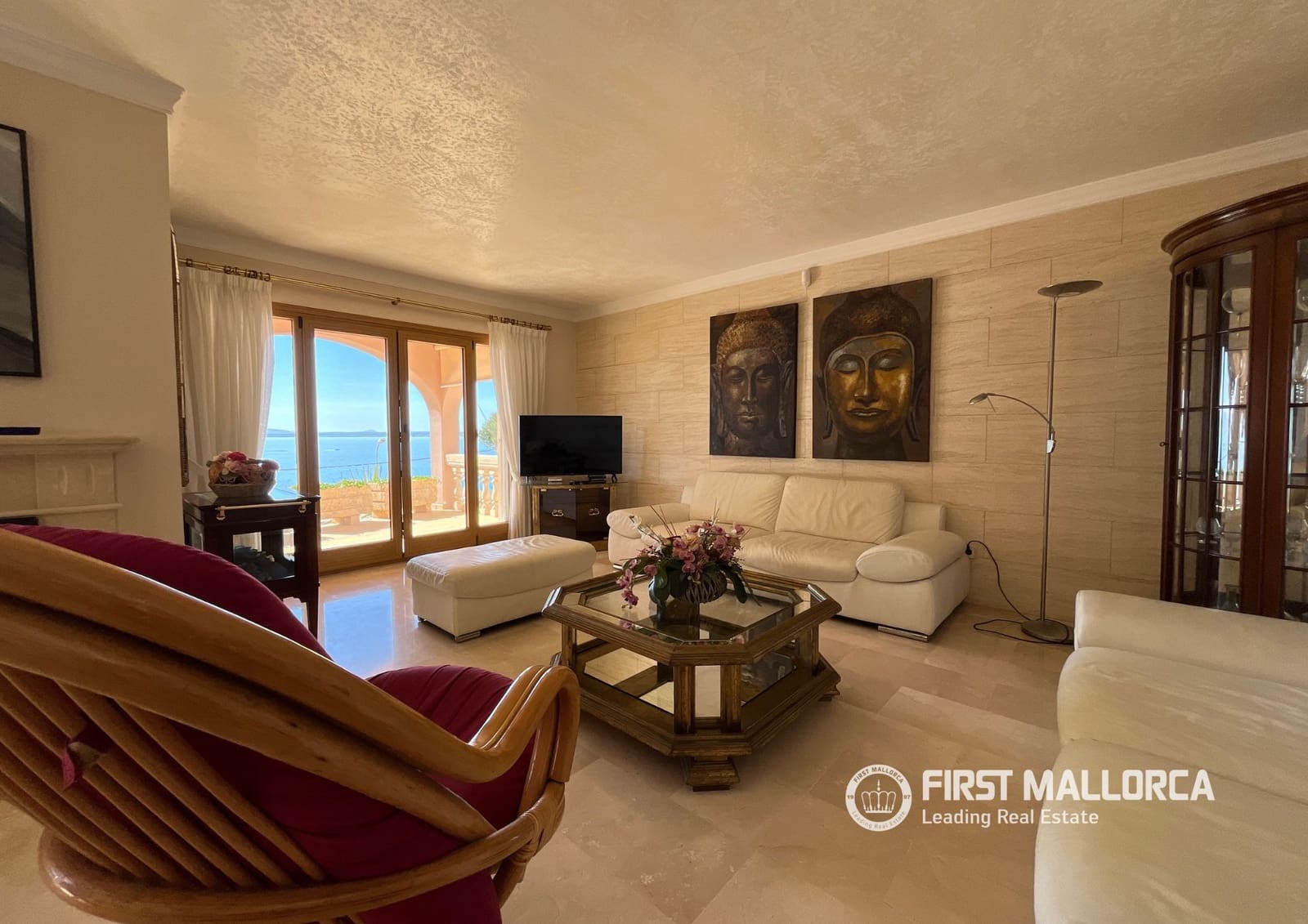 Pareado de 3 habitaciones en Aucanada en venta con piscina garaje - 2.500.000 € (Ref: 9716724)