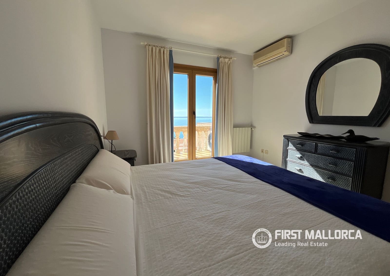 Pareado de 3 habitaciones en Aucanada en venta con piscina garaje - 2.500.000 € (Ref: 9716724)