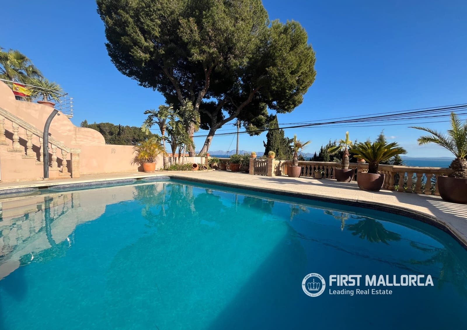 Pareado de 3 habitaciones en Aucanada en venta con piscina garaje - 2.500.000 € (Ref: 9716724)