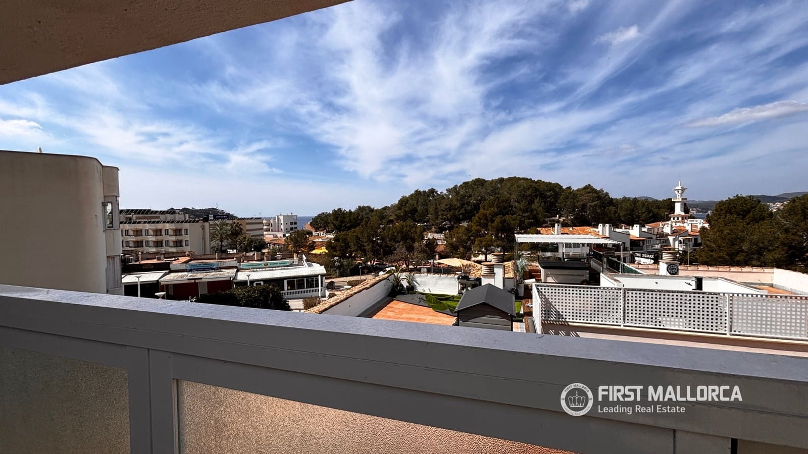 8 bedroom Villa for sale in Santa Ponsa with garage - € 1,100,000 (Ref: 9716726)