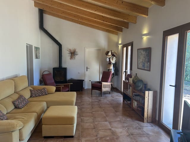 4 Zimmer Finca/Landgut zu verkaufen in Manacor mit Pool Garage - 950.000 € (Ref: 9716729)