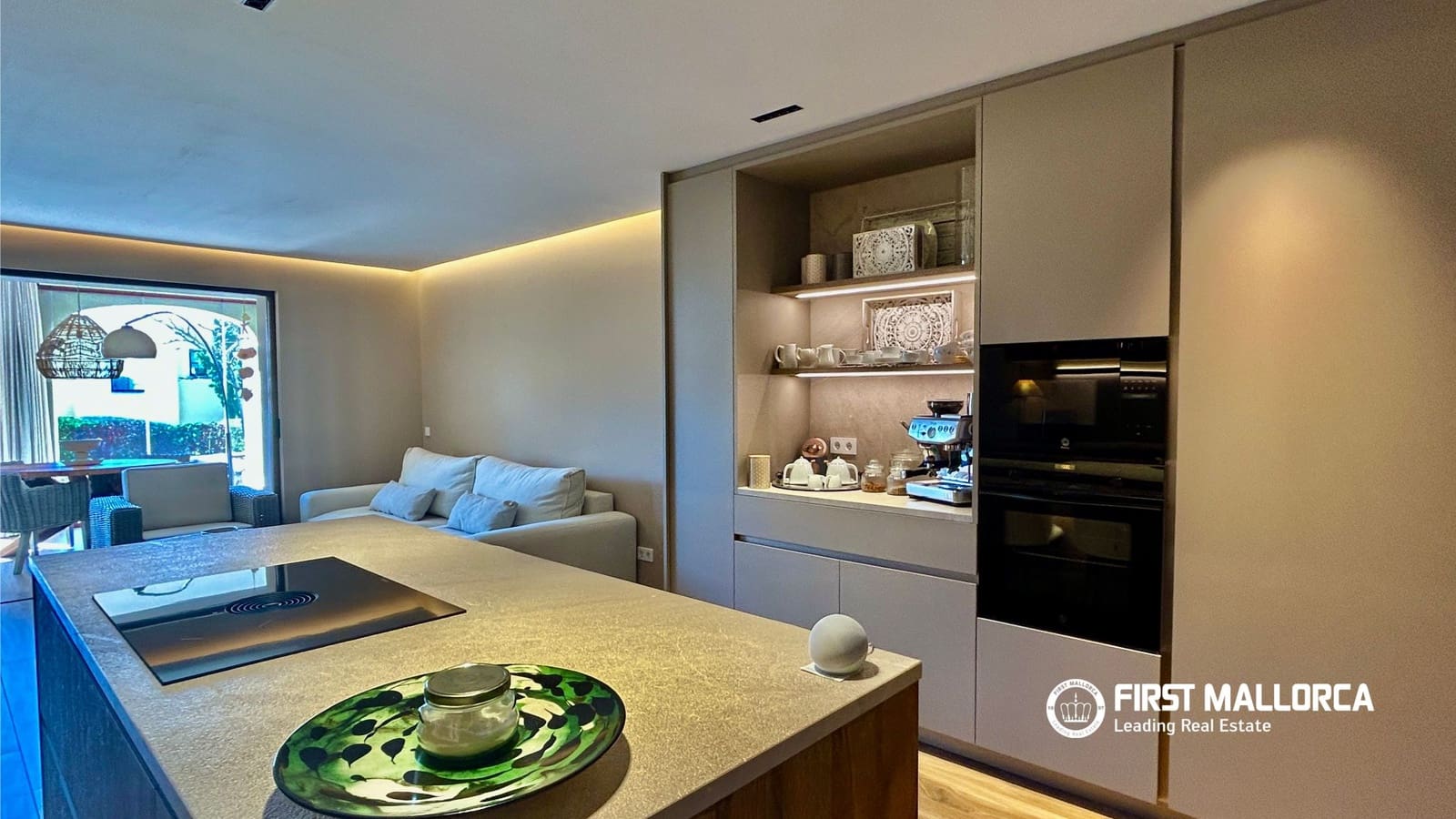 3 sovrum Lägenhet att hyra i Santa Ponsa med garage - 4 500 € (Ref: 9716731)