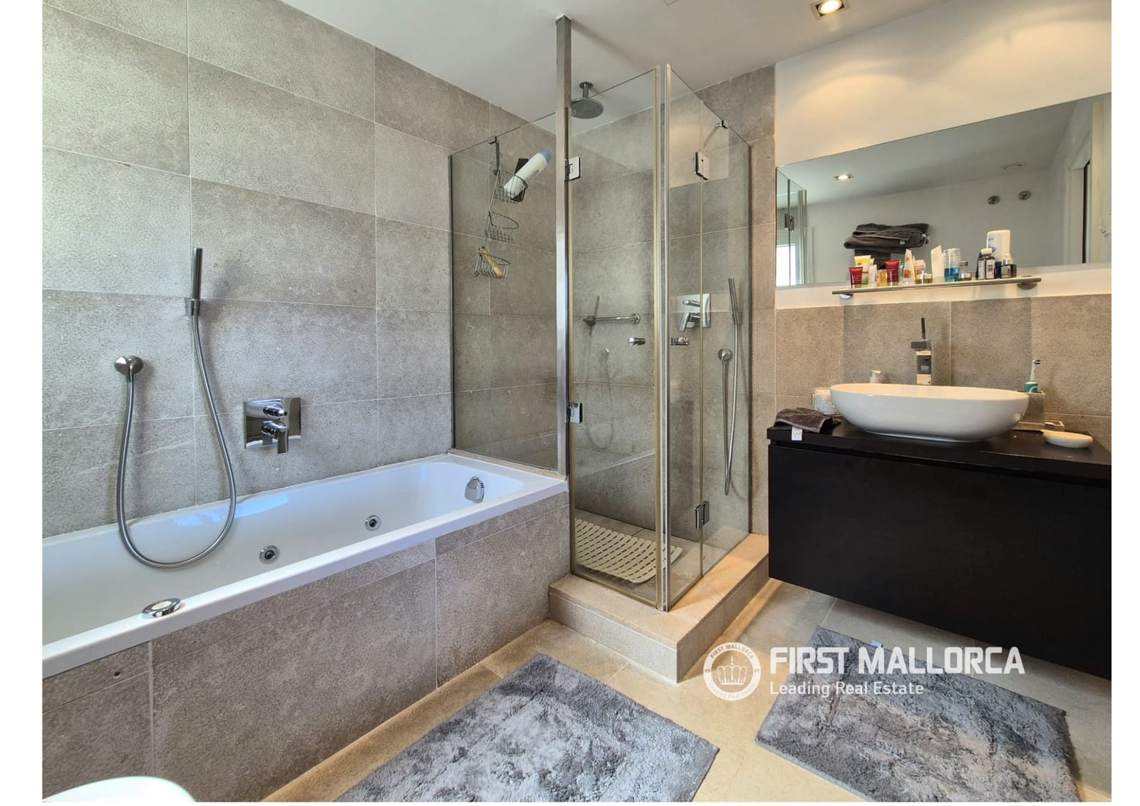 Appartement de 2 chambres à louer à Puerto de Andratx avec garage - 2 500 € (Ref: 9720938)