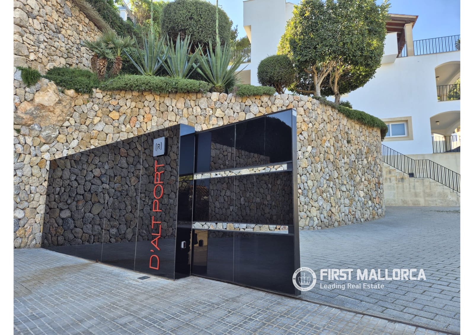 Appartement de 2 chambres à louer à Puerto de Andratx avec garage - 2 500 € (Ref: 9720938)